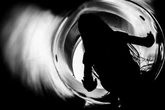 Adultização de meninas e violência contra mulheres: um ciclo perverso que exige ruptura urgente