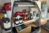 PM apreende bebida falsificada usada para fazer drinks em Santos