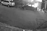 Vídeo: homem coloca fogo em pousada e carro em Salvador