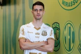 Após quatro anos no Atlético-GO, Shaylon é o novo reforço do Mirassol
