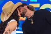 Zé Felipe e Ana Castela abrem o jogo sobre relação e se beijam; vídeo