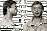 Menina de 16 anos se inspira em Jeffrey Dahmer e planeja ataque a escola