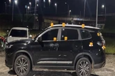 Vereador sofre atentado e tem carro atingido por tiros na Paraíba