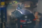 Vídeo: mulher fica ferida após briga em posto de gasolina em SP