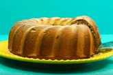 Bolo de maçã, banana e aveia no liquidificador: faça já em 4 passos simples