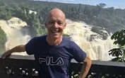 Gerente morre após cair de cachoeira de 80 metros quando fazia trilha