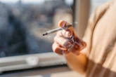 Filhos de pais que fumaram na adolescência envelhecem mais rápido