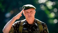 Mais um general que envergonha a farda que veste ou que já vestiu