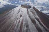 Monte Fuji registra queda de neve mais tardia em 130 anos. Entenda