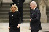 Aliados de Trump acusam esposa de Joe Biden de “abuso contra idosos”