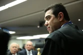 “Tenho vergonha de receber penduricalho”, diz ministro do TCU