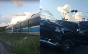 Colisão entre carro e trem deixa motorista preso às ferragens