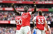 Arsenal goleia Leeds por 5 x 0 e assume a liderança da Premier League