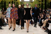 Acessórios do Paris Fashion Week dão vida aos desfiles; confira