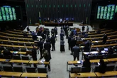 Ex-ministros e até petista: quem traiu governo Lula na votação do IOF