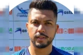 Quem é o jogador condenado por socar nuca de árbitro após tomar cartão