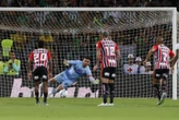 Crespo elogia atuação de Rafael em empate do São Paulo: “Fechou o gol”