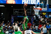 Brasil vence Argentina e levanta a taça da Copa América de Basquete