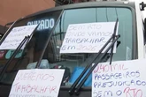 Protesto de motoristas de ônibus bloqueia avenida Juscelino Kubitschek