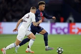 PSG faz golaço de fora da área para empatar jogo da Champions. Assista