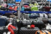 Saiba por que você nunca deve amarrar fitas na sua mala de viagem