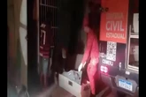 Mulher é assassinada a machadadas; marido está preso pelo feminicídio