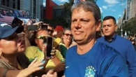 Por apoio de Bolsonaro, Tarcísio arrisca e abraça bandeira da anistia