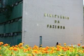 Número 2 de Haddad chefia Fazenda em semana decisiva para governo Lula