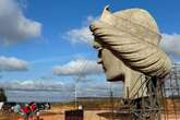 Obras da maior estátua católica do mundo já atrai romeiros. Veja fotos