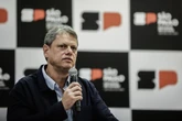 Estatal manda demitir funcionário que gritou “sem anistia” a Tarcísio