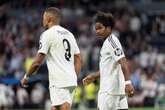 Mbappé sofre lesão e Endrick pode ser titular do Real em clássico