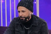 Latino faz forte desabafo sobre vício do filho: “Desvio de caráter”