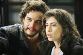 Vídeo: Wagner Moura celebra a reestreia do filme Saneamento Básico