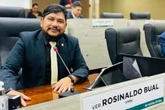 Vereador e chefe de gabinete são presos com armas e cofres trancados