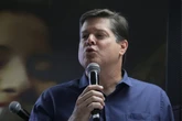Prefeita atacada por vídeo do biquíni recebe apoio do MDB