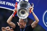 Jornal espanhol nomeia Luis Enrique como treinador da temporada; confira