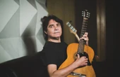 Lô Borges reacende o pavio aceso na MPB no Festival Estilo Brasil