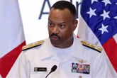 Comandante 4 estrelas dos EUA chega ao Brasil e se reunirá com Defesa