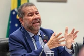 Em potencial desgaste a governo, CPMI do INSS ouve Lupi nesta 2ª