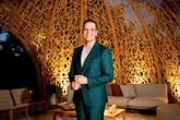 Marcelo Chaves festeja novo ciclo de vida em happy hour prestigiado