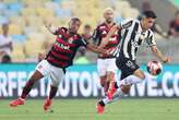 Flamengo volta a vencer Botafogo e assume liderança do Carioca