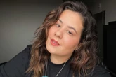 Atriz mirim de Avenida Brasil reaparece e revela que é lésbica