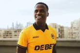 Wolverhampton anuncia Arias, ex-Fluminense, como novo camisa 10