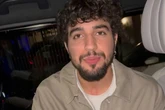 Cantor Nattan é denunciado no DF por cena com fã que tem nanismo