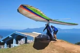 Piloto que morreu após saltar de asa-delta ficou 15s no ar. Veja vídeo