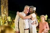Júnia Souto e Eduardo Pedrosa trocam alianças em cerimônia emocionante