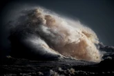 Estudo revela como as ondas gigantes se formam no Mar do Norte