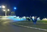 Vídeo: motociclista morre após perder controle de direção e cair em SP