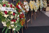 Jovem é humilhada ao tentar parcelar coroa de flores em MS