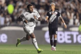 Vasco completa 6 jogos sem vencer como mandante no Brasileirão. Veja